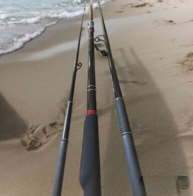 Canne surfcasting “Akami”