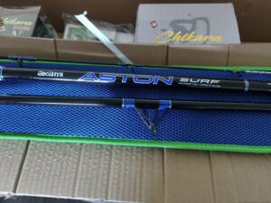 Nouvelle Canne AKAMI Surfcasting "ASTON" en 4m20 de 100 à 250 gr.